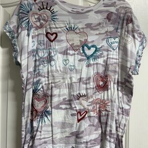 Johnny Was - Amor Embroidered Tee